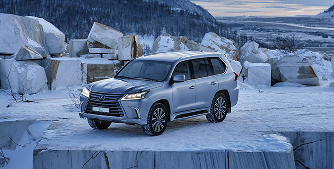 Проходимые, надежные, культовые и комфортные: кроссоверы и внедорожники Lexus