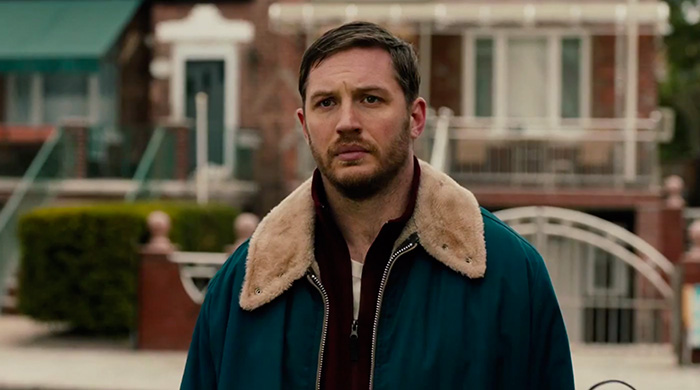 Том Харди и Джеймс Гандольфини в криминальной драме \"Подставное лицо\"