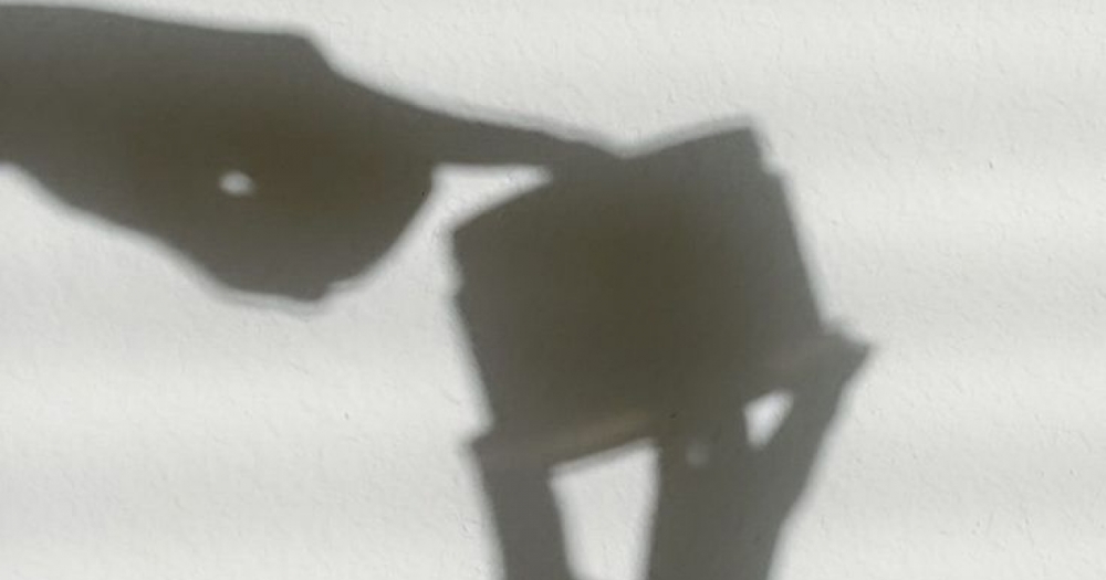 Для увлажнения, сияния и восстановления: легкие кремы на весну