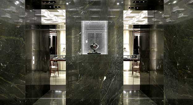 Dolce & Gabbana теперь продают по-новому