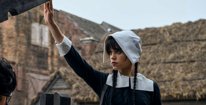 Дженна Ортега ведет переговоры о съемках в новом «Битлджусе» — режиссером снова будет Тим Бертон