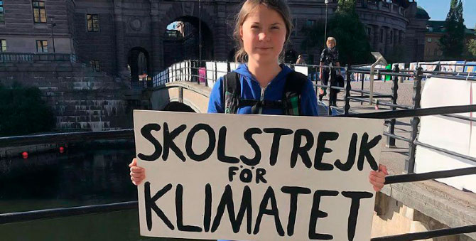 Дизайнер создал шрифт, имитирующий почерк Греты Тунберг