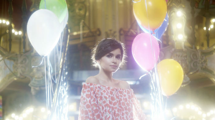 Мирослава Дума для Roger Vivier: видео