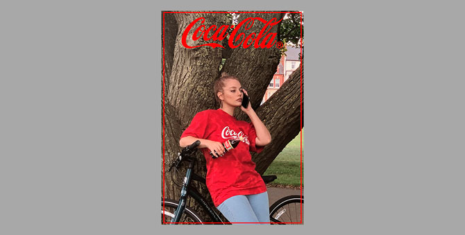 Coca‑Cola выпустила лимитированную коллекцию одежды с Х5 Retail Group