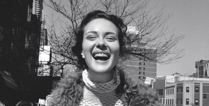 Шалом Харлоу подписала контракт с IMG