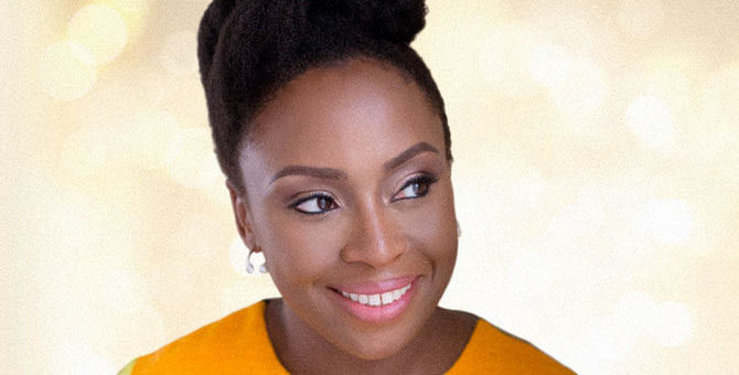 Книга нигерийской писательницы Чимаманды Нгози Адичи признана лучшим женским романом