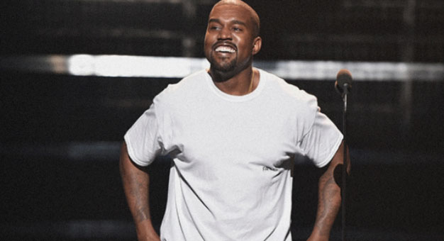 Канье Уэст рассказал, почему носит обувь на несколько размеров меньше