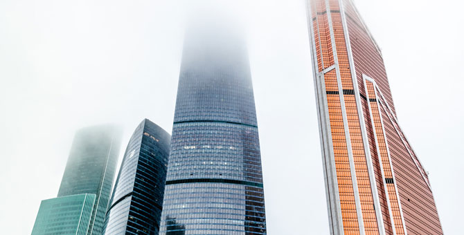 Москвичи чаще всего заражаются коронавирусом в офисах, заявил Сергей Собянин