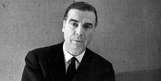 О дизайнере Кристобале Баленсиаге снимут сериал