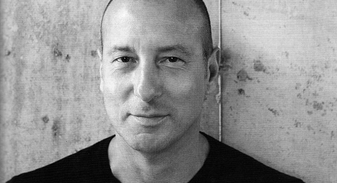 Хельмут Ланг рассказал о связях моды с искусством и переменах в индустрии