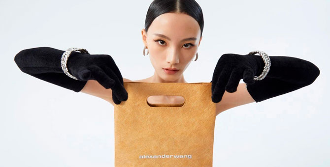 Alexander Wang выпустил коллекцию аксессуаров с McDonald’s