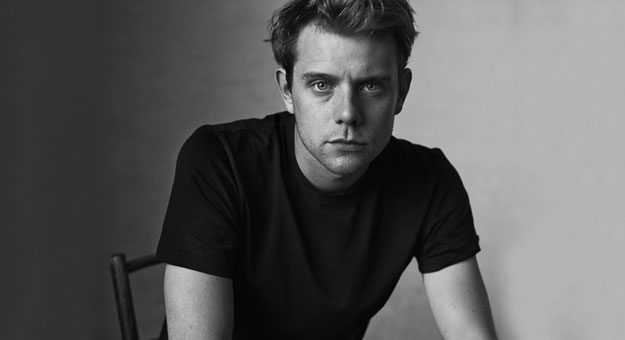 Джонатан Андерсон рассказал о женском альтер эго, которое помогает ему создавать коллекции