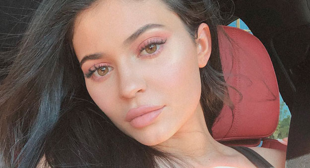 Кайли Дженнер создала собственный фильтр в инстаграме