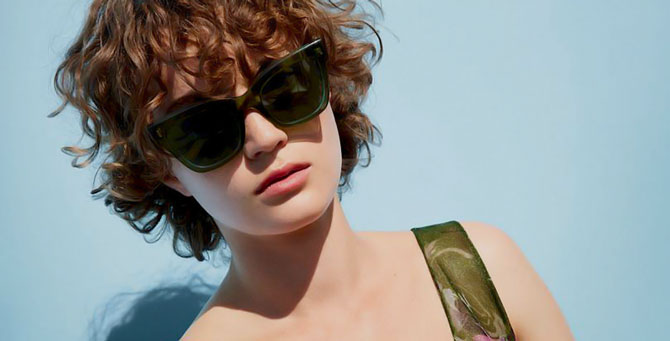 Mulberry выпустил очки в честь Джона Леннона и Кейт Мосс