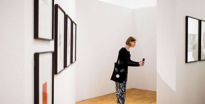 «Очень важное сообщение»: в Новой Третьяковке открылась выставка современных художников