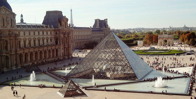 Музеи Франции начнут открываться с 15 декабря 2020 года