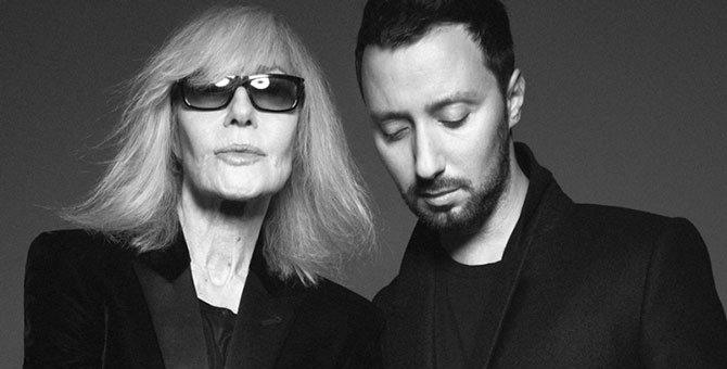 Музей Сен-Лорана в Париже проведет выставку в честь музы дизайнера Бетти Катру