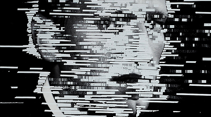 Художник Марио Нубауэр переработал фотографии Славы Филиппова