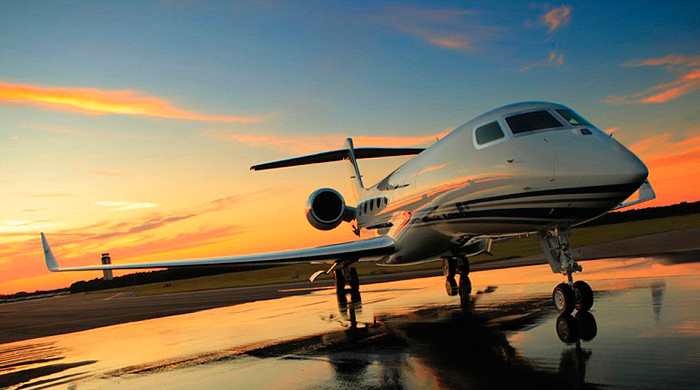 Из Парижа в Москву за 2 часа: самый быстрый чартерный самолет