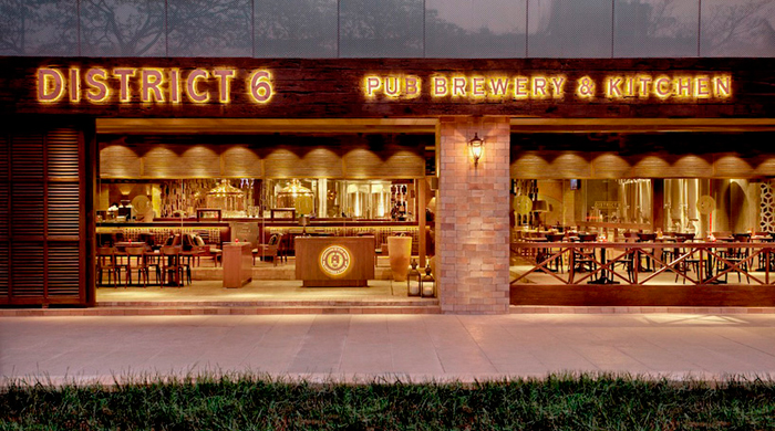 Ресторан-пивоварня \"District 6\" в индийском городе Бангалор
