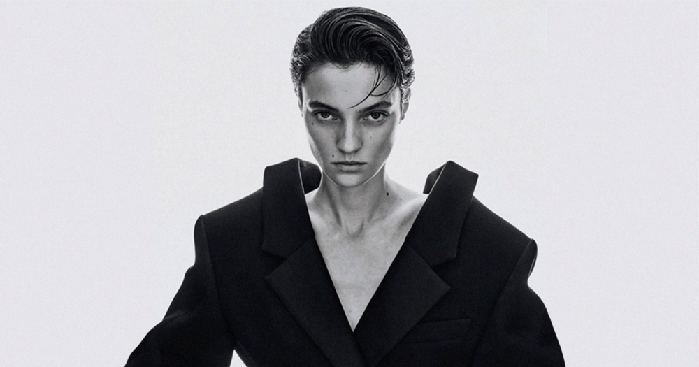 «Верю в мир во всем мире и выступаю против всего плохого»: модель Таня Чурбанова — о привычках из детства и жизни вне индустрии