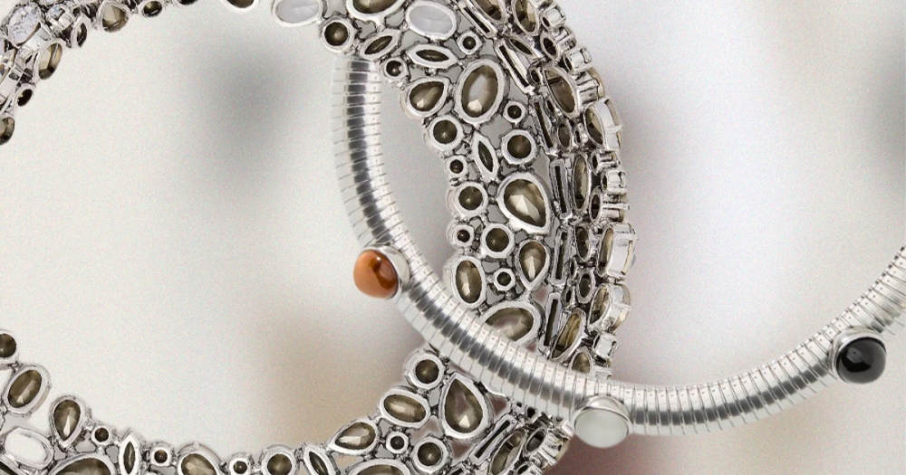 Королевская роскошь, минимальный минимализм и другие бижу-тренды весна-лето 2026