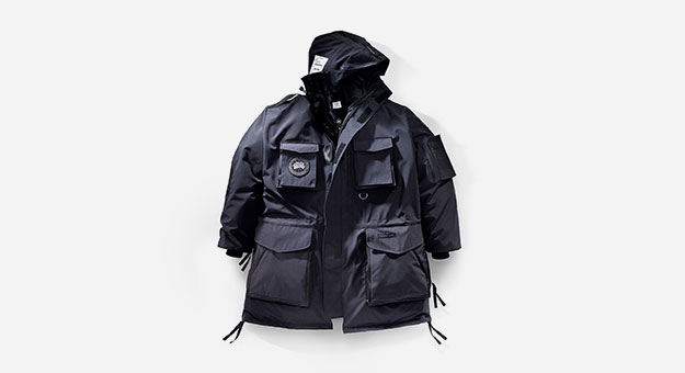 Вещи из коллаборации Vetements и Canada Goose поступили в продажу