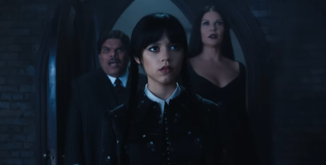 Netflix показал полный трейлер сериала Тима Бертона об Уэнсдэй Аддамс