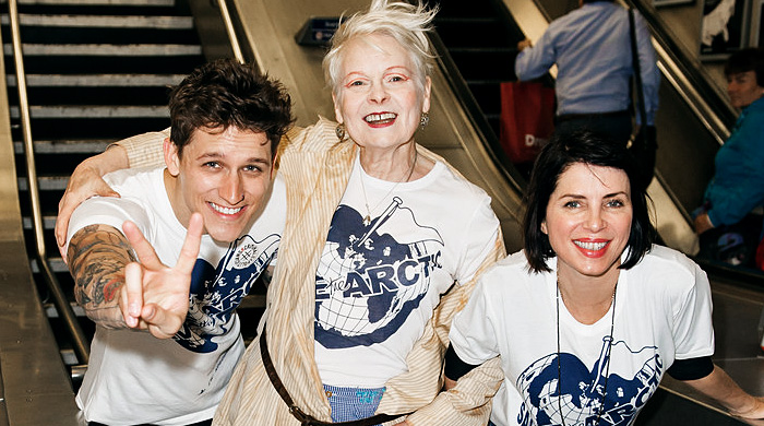 Знаменитости выступили в защиту Арктики в футболках от Вивьен Вествуд