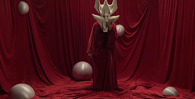 Посмотрите психоделическое видео с бекстейджа «Breakdown» — нового проекта i61