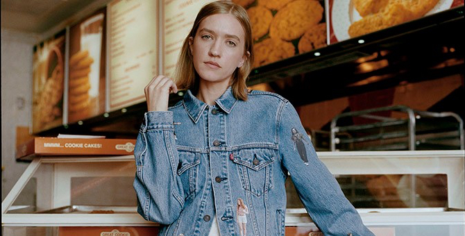 Levi’s выпустил капсульную коллекцию по мотивам «Очень странных дел»