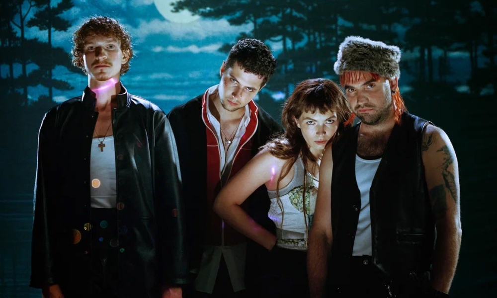 «Это наш гимн любви»: группа «ЗАЛПОМ» — о новом сингле, Якутии и театре