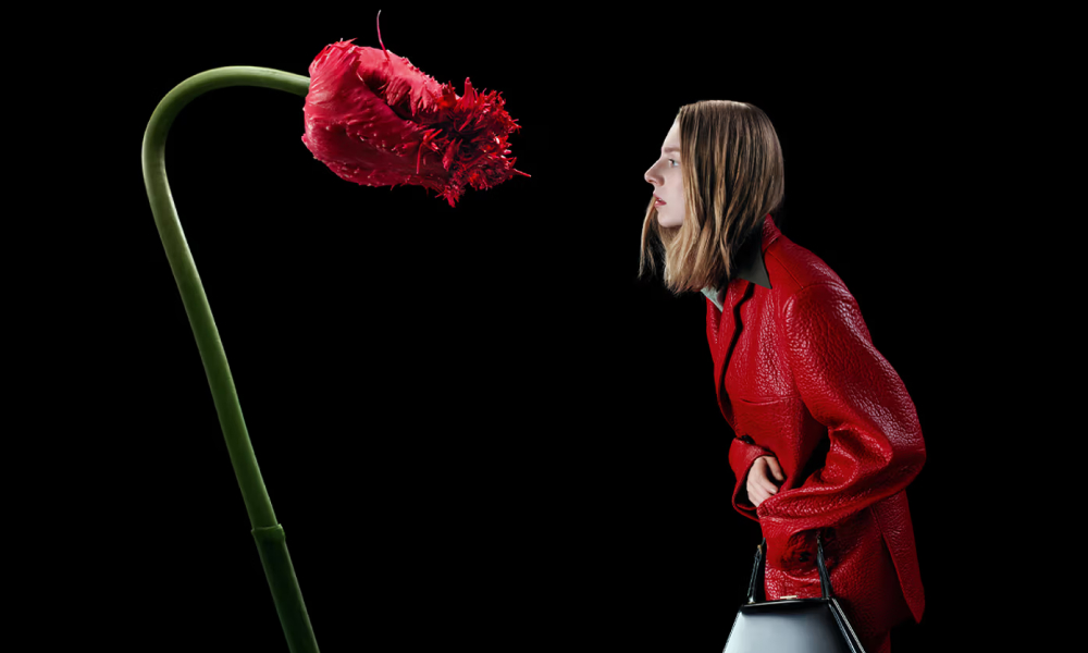 AlaÏa, Chanel, Prada: 10 красивых рекламных кампаний 2023 года, которые хочется пересматривать