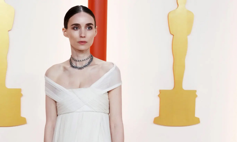 Модная тенденция «Оскара»-2023 — wedding look: нежное, белое, прозрачное