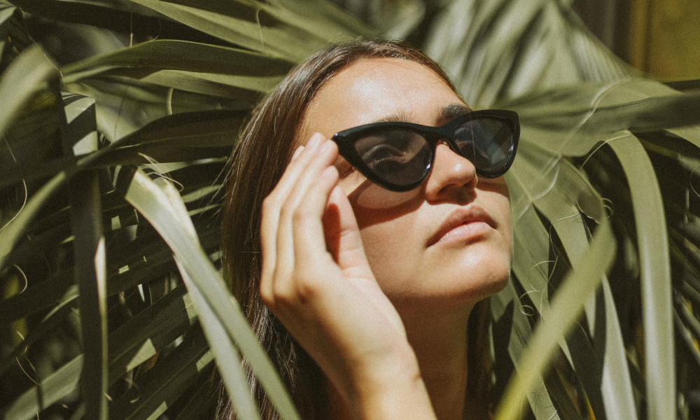 Почему важно защитить глаза от солнца и как это сделать