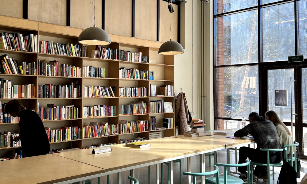 Паблик-токи с актерами, тульские марки и концерт Сюзанны: как прошел фестиваль креативных индустрий «Октава-6»