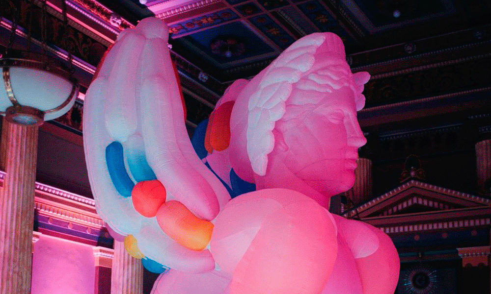 Выставка для Nina Ricci и инсталляция для Chanel: что нам нужно знать о бюро Visionar