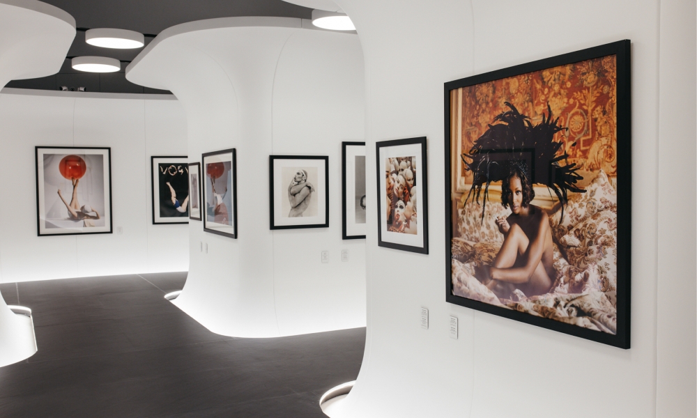 Выставка фонда Still Art в Главном штабе Эрмитажа. 5 историй легендарных фэшн-фотографий