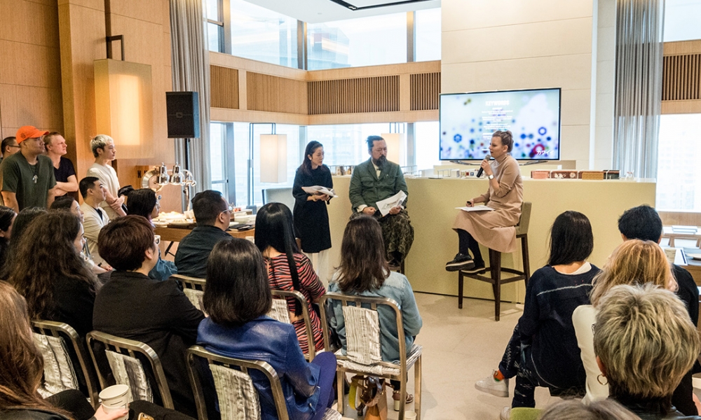Музей «Гараж» и Такаси Мураками представили совместную выставку в Гонконге