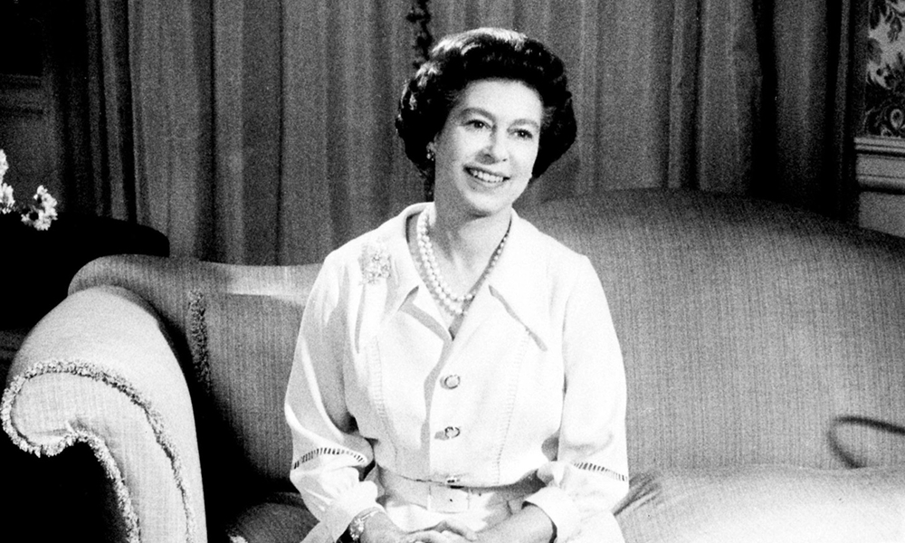 «Как бы ни темна была смерть, свет и жизнь сильнее»: 20 цитат Елизаветы II о любви и будущем
