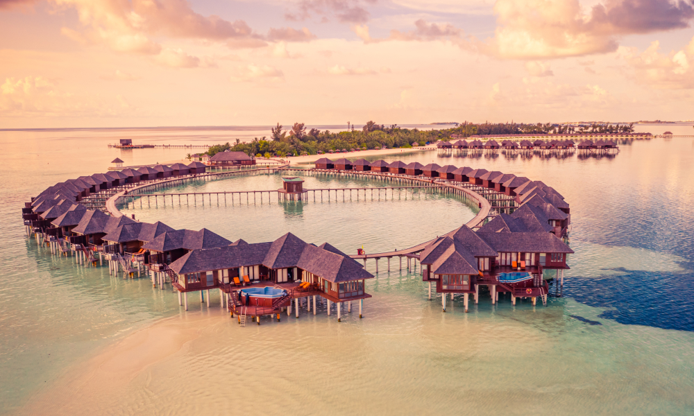 Искать сокровища, смотреть на акул, заниматься серфингом: зачем ехать на курорт Sun Siyam OlhuvelI