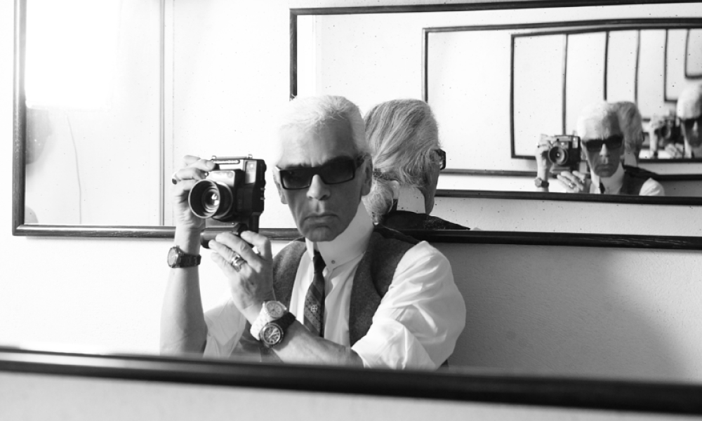 «Король моды»: Карл Лагерфельд в 10 фотографиях