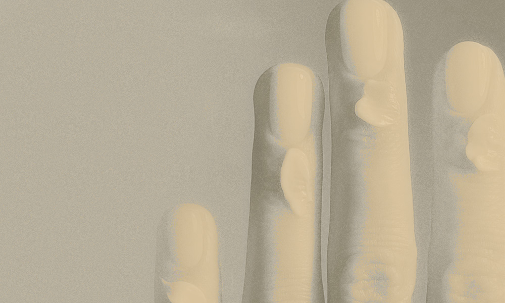 Как стресс влияет на здоровье ногтей и какие процедуры помогут их восстановить? Отвечает эксперт