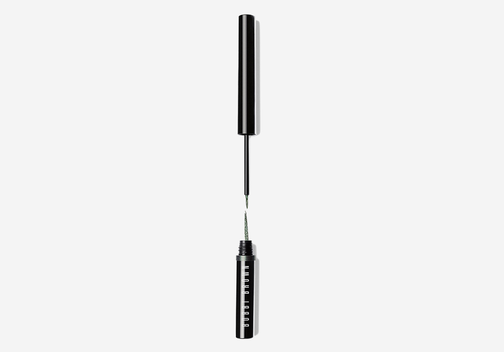 Long-Wear Liquid Liner от Bobbi Brown<p id="">Красивая жидкая подводка на основе глиттера есть в линейке у Bobbi Brown. В коллекции Long-Wear Liquid Liner нет ярких оттенков, все довольно темные и плотные. Блесток в подводке достаточно, чтобы нанести ее в один слой. Болотистый зеленый цвет будет особенно красиво смотреться на карих глазах. </p>
<p style="" id="">Long-Wear Liquid Liner от Bobbi Brown, 2570 руб.</p> Long-Wear Liquid Liner от Bobbi Brown<p id="">Красивая жидкая подводка на основе глиттера есть в линейке у Bobbi Brown. В коллекции Long-Wear Liquid Liner нет ярких оттенков, все довольно темные и плотные. Блесток в подводке достаточно, чтобы нанести ее в один слой. Болотистый зеленый цвет будет особенно красиво смотреться на карих глазах. </p>
<p style="" id="">Long-Wear Liquid Liner от Bobbi Brown, 2570 руб.</p>