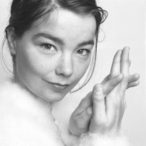 Бьорк выпустила новый клип на песню «Notget»