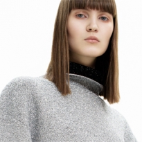 Как носить серебро и металлик: три варианта