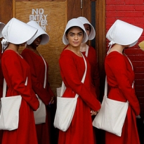 «Рассказ служанки»: все американские страхи в одном сериале