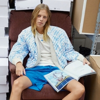 Прибыль Adidas выросла на 19%