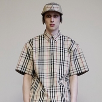 Гоша Рубчинский представил коллаборацию с Burberry