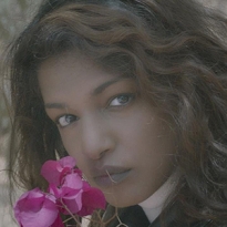 M.I.A. в пустыне: новый клип на песню «Finally»